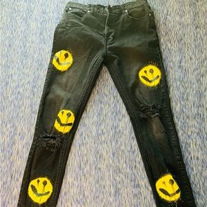 Black distressed jeans